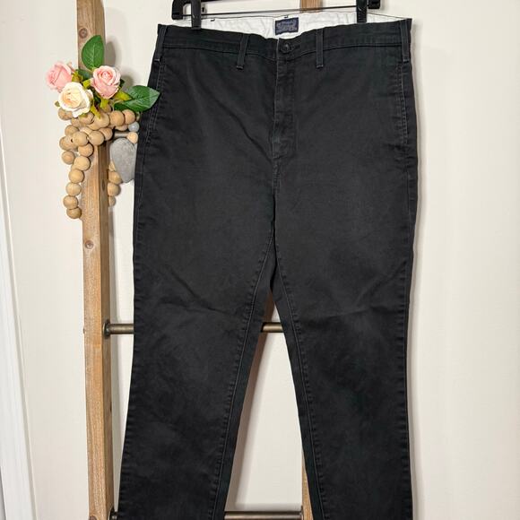 Levi Strauss and Co Black Khaki Pants Size 34 x 32 - Picture 2 of 9